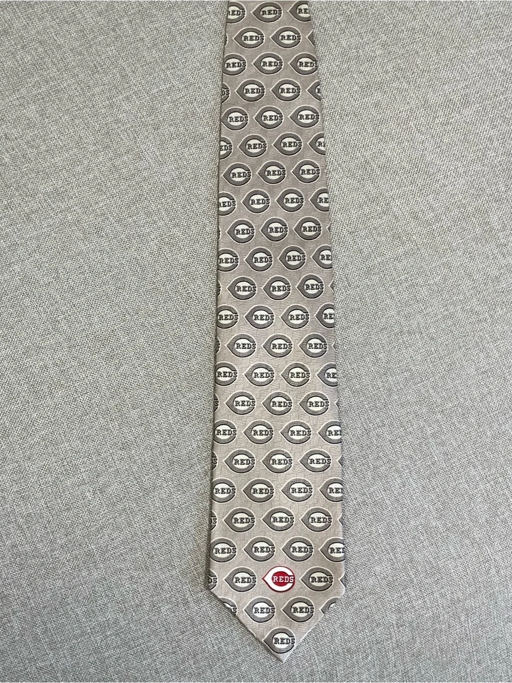 Cincinnati Reds Silk Tie Ralph Marlin MLB Made USA